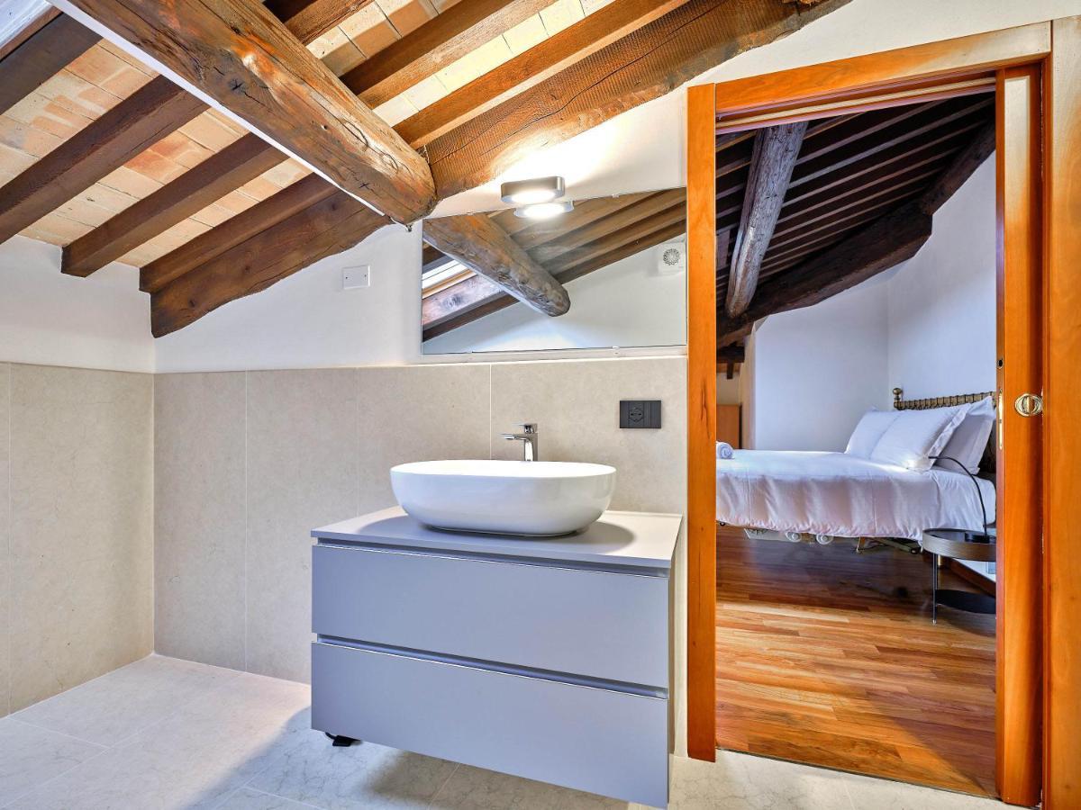 Apartmentsarena - Residenza Degli Scaligeri - Piazza Erbe Verona Exterior foto